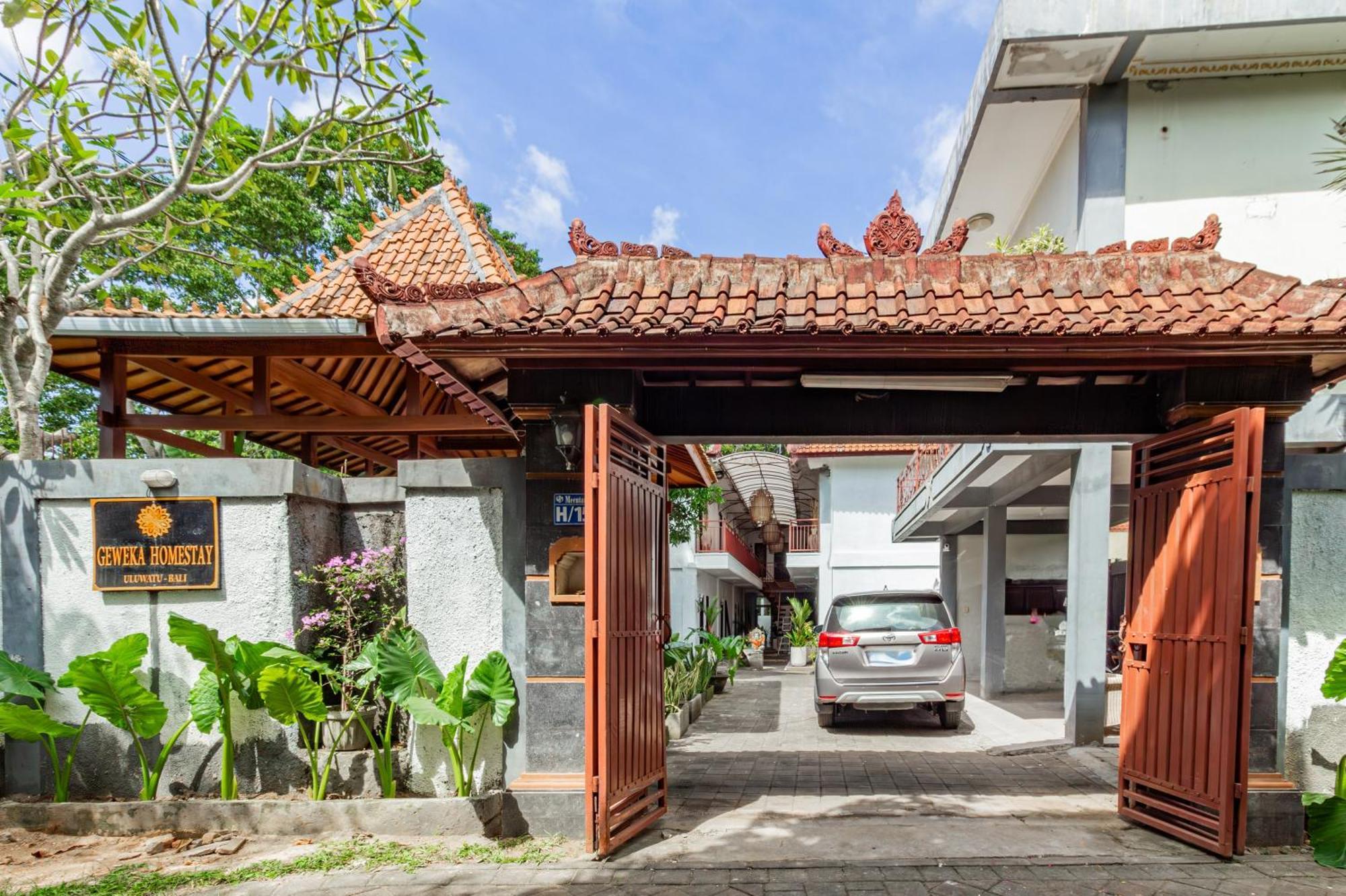 Capital O 93944 Geweka Homestay Jimbaran  Exterior photo