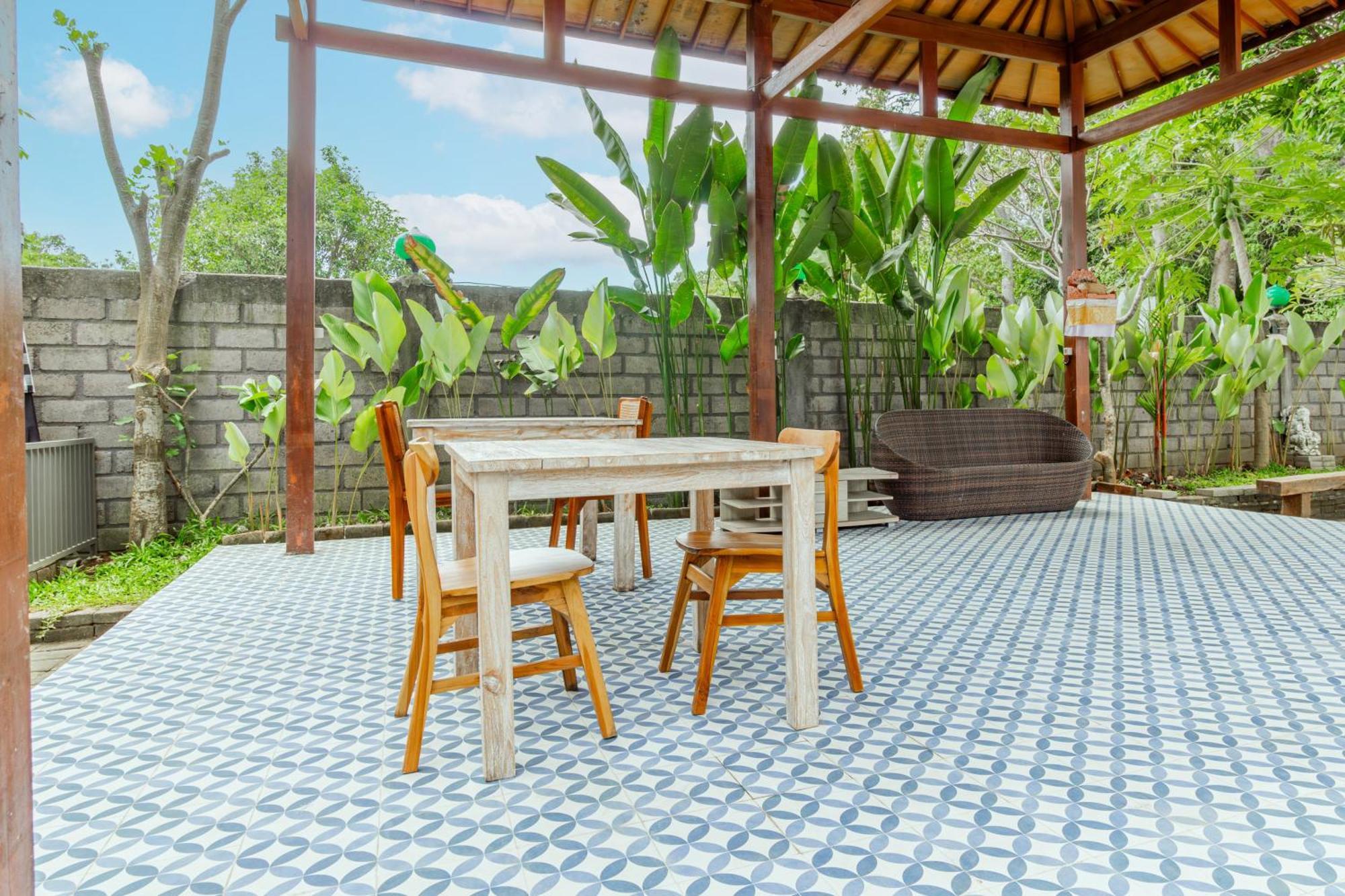 Capital O 93944 Geweka Homestay Jimbaran  Exterior photo